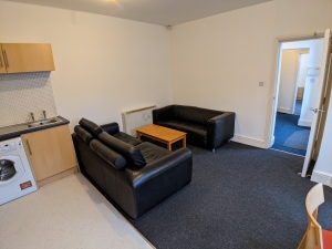 3 Bedroom – Flat1,83-85, Hathersage Road, Manchester, M13 0EW