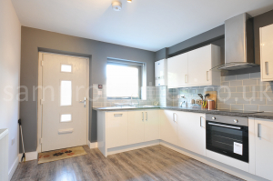4 Bed Townhouse – Moss Lane East, Hulme, Manchester