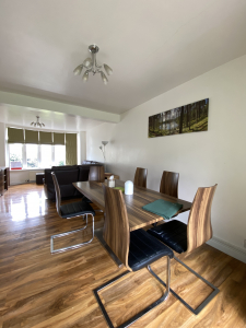 3-Bedroom Semi-Detached House – Fully Furnished – 224 School Grove, Manchester, M20 4RT