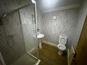 1 Bed – 2 Swinton Grove, Victoria Park